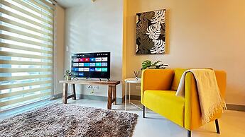 Uptown Parksuites Tower Two