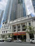Uptown Parksuites Tower Two