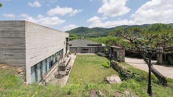 Ganghwa Atti House Private Spa Pension