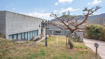 Ganghwa Atti House Private Spa Pension