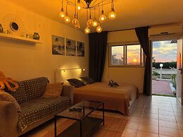 Gugel Waves Apartments