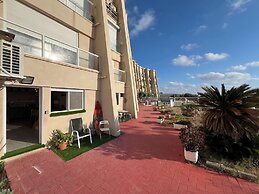 Gugel Waves Apartments
