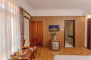 Seavitel Beach Hotel Da Nang