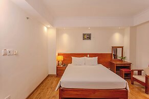 Seavitel Beach Hotel Da Nang