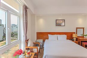 Seavitel Beach Hotel Da Nang