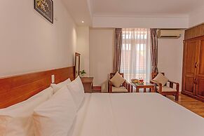 Seavitel Beach Hotel Da Nang