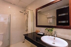 Seavitel Beach Hotel Da Nang