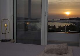 Luxury penthouse with stunning riviera view by GHH