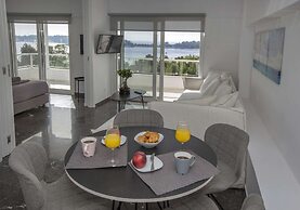 Luxury penthouse with stunning riviera view by GHH