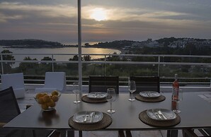Luxury penthouse with stunning riviera view by GHH