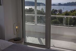 Luxury penthouse with stunning riviera view by GHH
