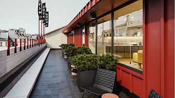 Bob W Helsinki Kamppi