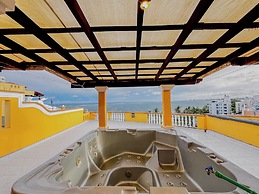 Kuzuri Kwetu Beachfront Apartments