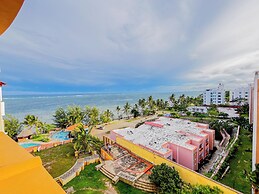 Kuzuri Kwetu Beachfront Apartments