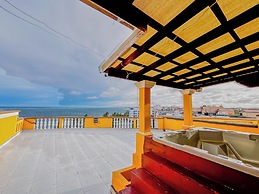 Kuzuri Kwetu Beachfront Apartments