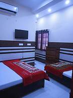 Hotel Gayatri palace Vrindavan