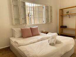Boho Studios & Apts in Mar Mikhael