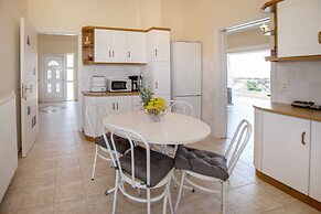 Villa with S. Pool Theologos by GHH