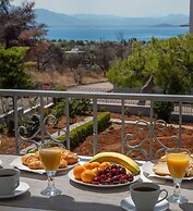 Villa with S. Pool Theologos by GHH