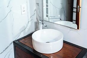 Harry's Kisumu Oasis