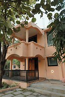 NidhiVann Wellness Retreat Resort Pench