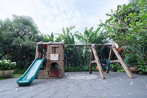 ARTOTEL Suites Aquila Bandung