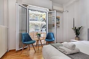 Viora Stunning Deluxe Studio in Athens