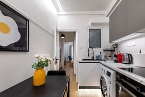 Viora Stunning Deluxe Studio in Athens
