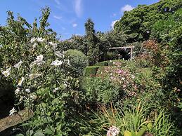 Magnolia View