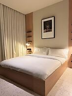 SIMPLY COMFORT Upside Living Burj View