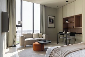 SIMPLY COMFORT Upside Living Burj View
