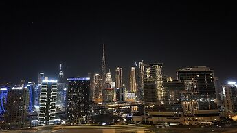 SIMPLY COMFORT Upside Living Burj View