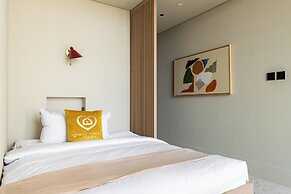 SIMPLY COMFORT Upside Living Burj View