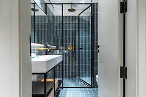 SIMPLY COMFORT Upside Living Burj View