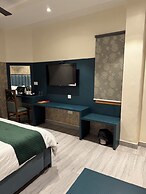 Sky Star Hotel