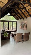 Singwe Private Safari lodge