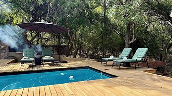 Singwe Private Safari lodge