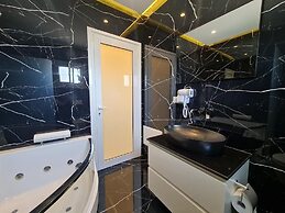 Mario Apartments