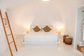 Amphora Helios Gem - Private Jacuzzi and Views