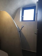Amphora Meltemi Seaview Gem w Private Jacuzzi