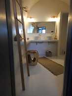 Amphora Meltemi Seaview Gem w Private Jacuzzi