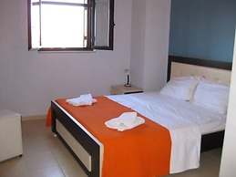 Villa Orestis - Stoupa Seaview Gem