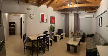 Villa Orestis - Stoupa Seaview Gem