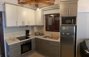 Villa Orestis - Stoupa Seaview Gem