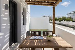 Solmar Suites