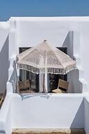 Solmar Suites
