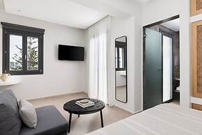 Solmar Suites