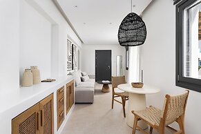 Solmar Suites