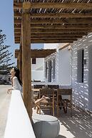 Solmar Suites