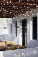 Solmar Suites